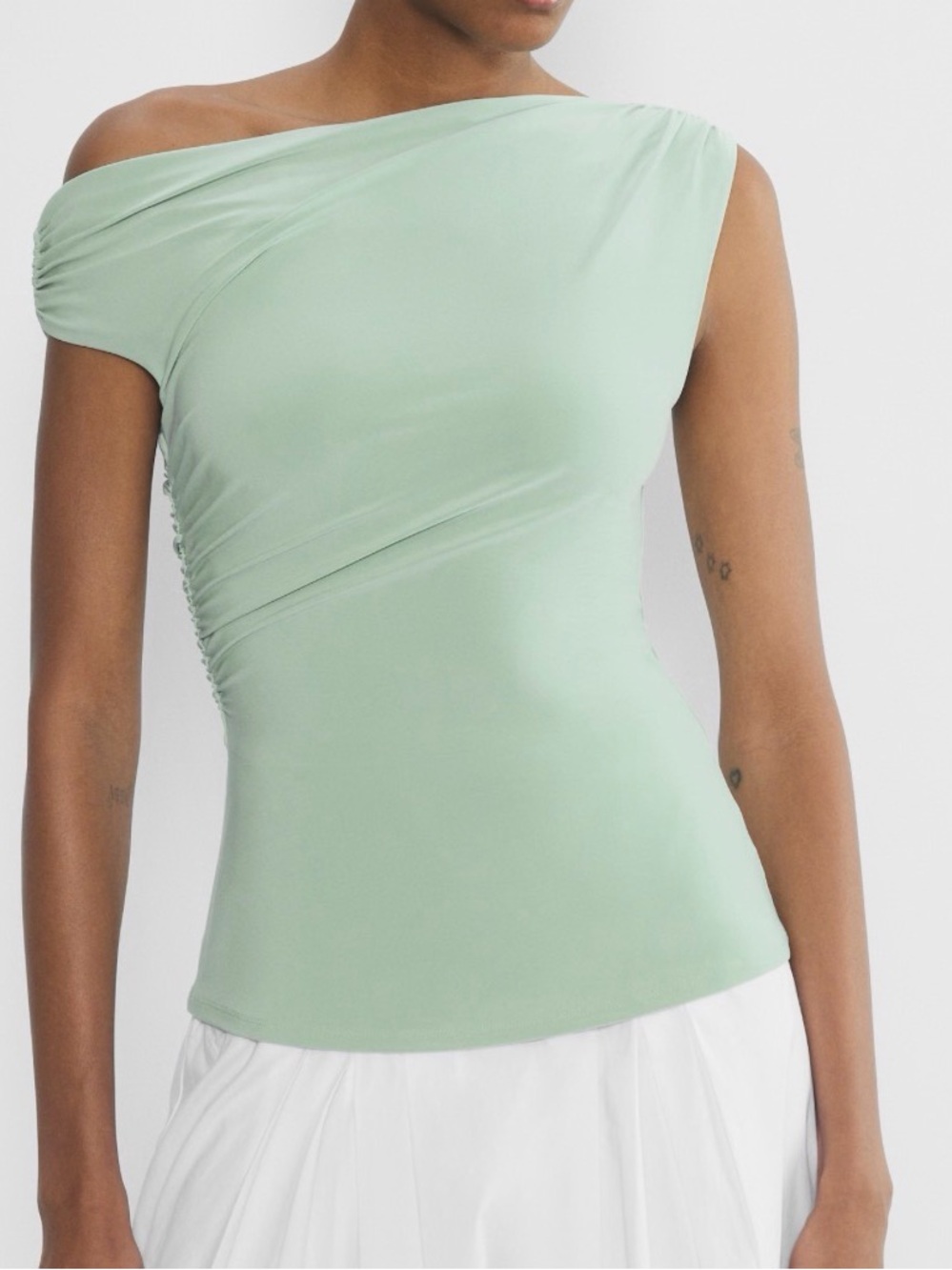 Small Aritzia Contour Ravish in Terrace Sage NWT $58 Retail SOLD OUT